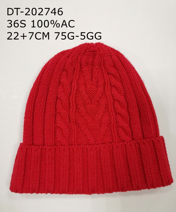 Dot Yarn Knitted Hat